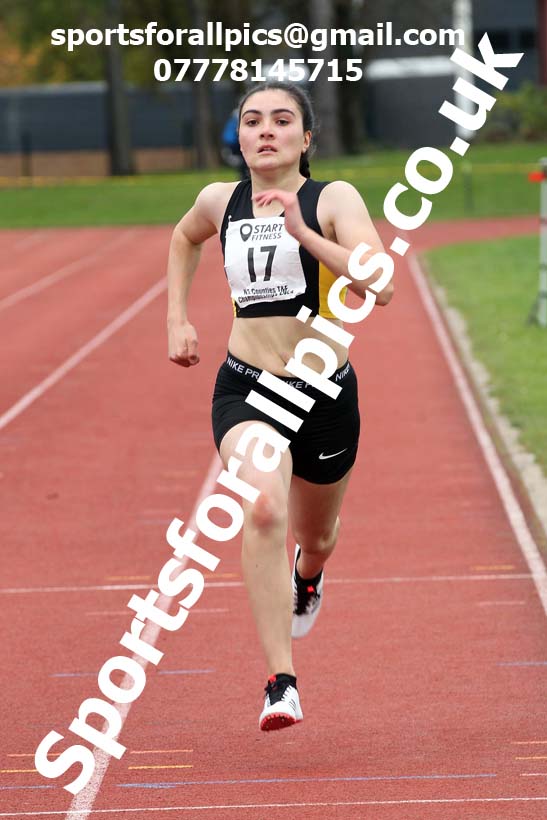200 metres, NECAA Open Meeting, Morpeth, Sunday, October 18th. David T. Hewitson/Sports for All Pics
